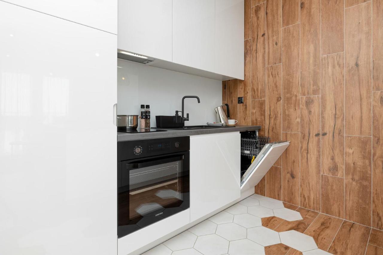 Jantar Apartamenty - Platany Kołobrzeg Buitenkant foto
